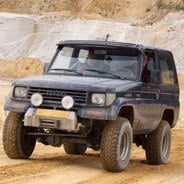 4 wd tile