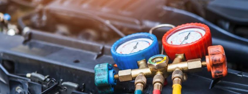 Car air conditioner check service and leak detection